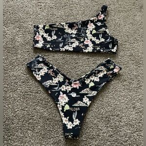 Skatie - Large Bikini Set